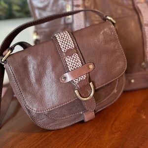 ✨ Cole Haan Supple Brown Leather Crossbody Flap Bag w/ Woven Strap Detailing ✨